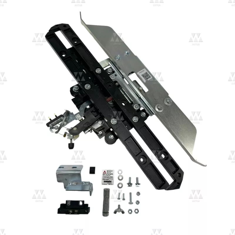 BL-B152ACLX02 | STD ALUMINIUM SKATE WITH CAR DOOR LOCKING DEVICE EN81 IP20 (K1-2-3 R LONG BLADE)